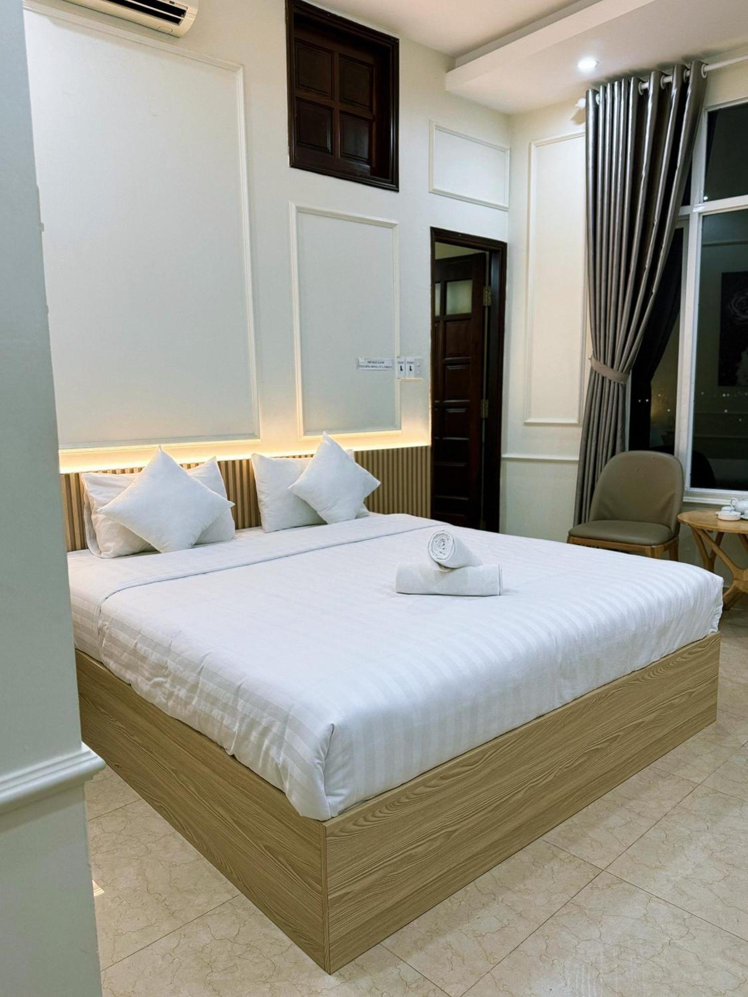 Elisa Hotel Pleiku Bagian luar foto